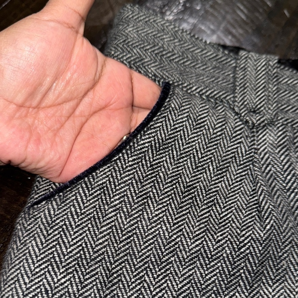Women's Herringbone Gray Shorts - Picture 2 of 6